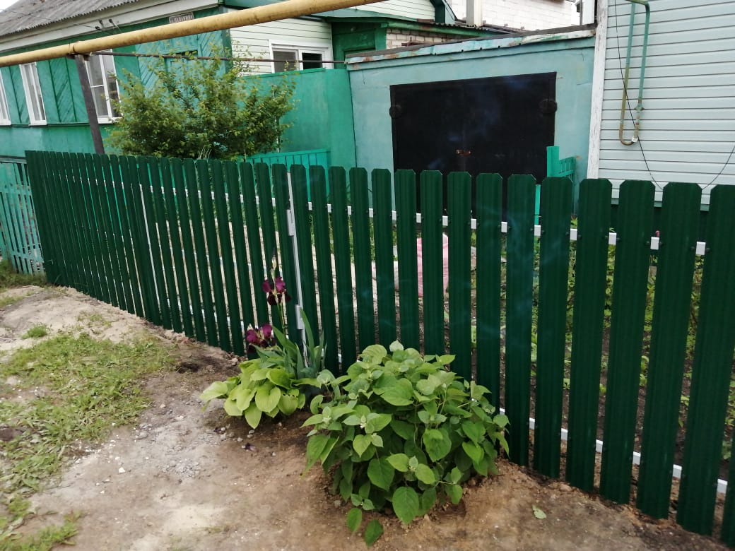 Комбинированный забор 25м штакетник и профлист, ворота, калитка фото8 в Бежецке