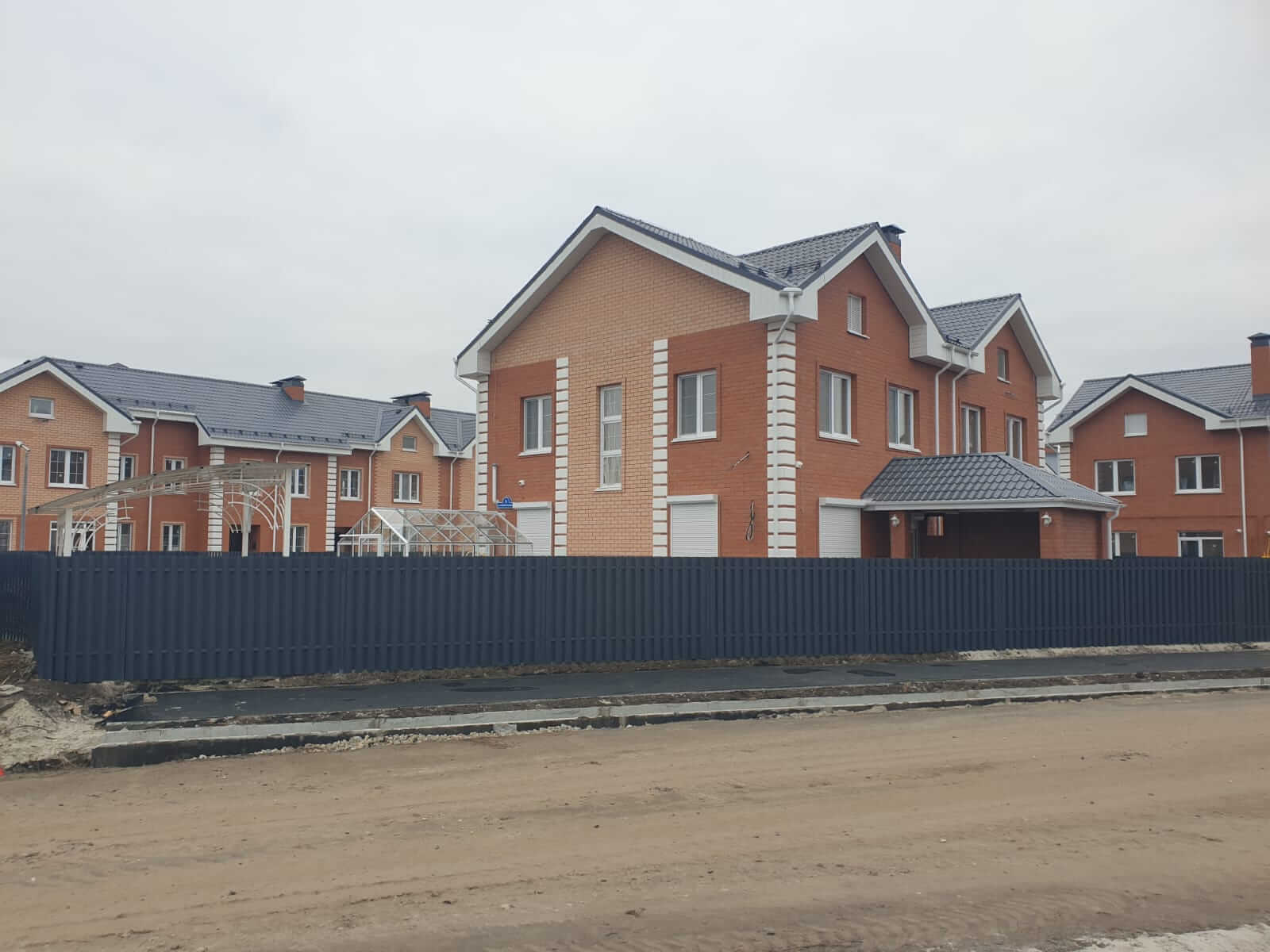 Забор из штакетника 230м Серый Графит фото3 в Бежецке