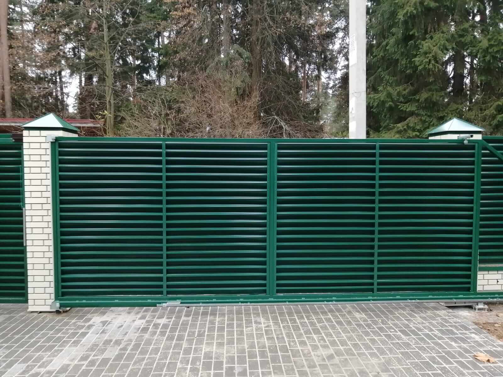 Забор-жалюзи с ламелями ЭКО-Z Зеленый Мох фото3 в Бежецке
