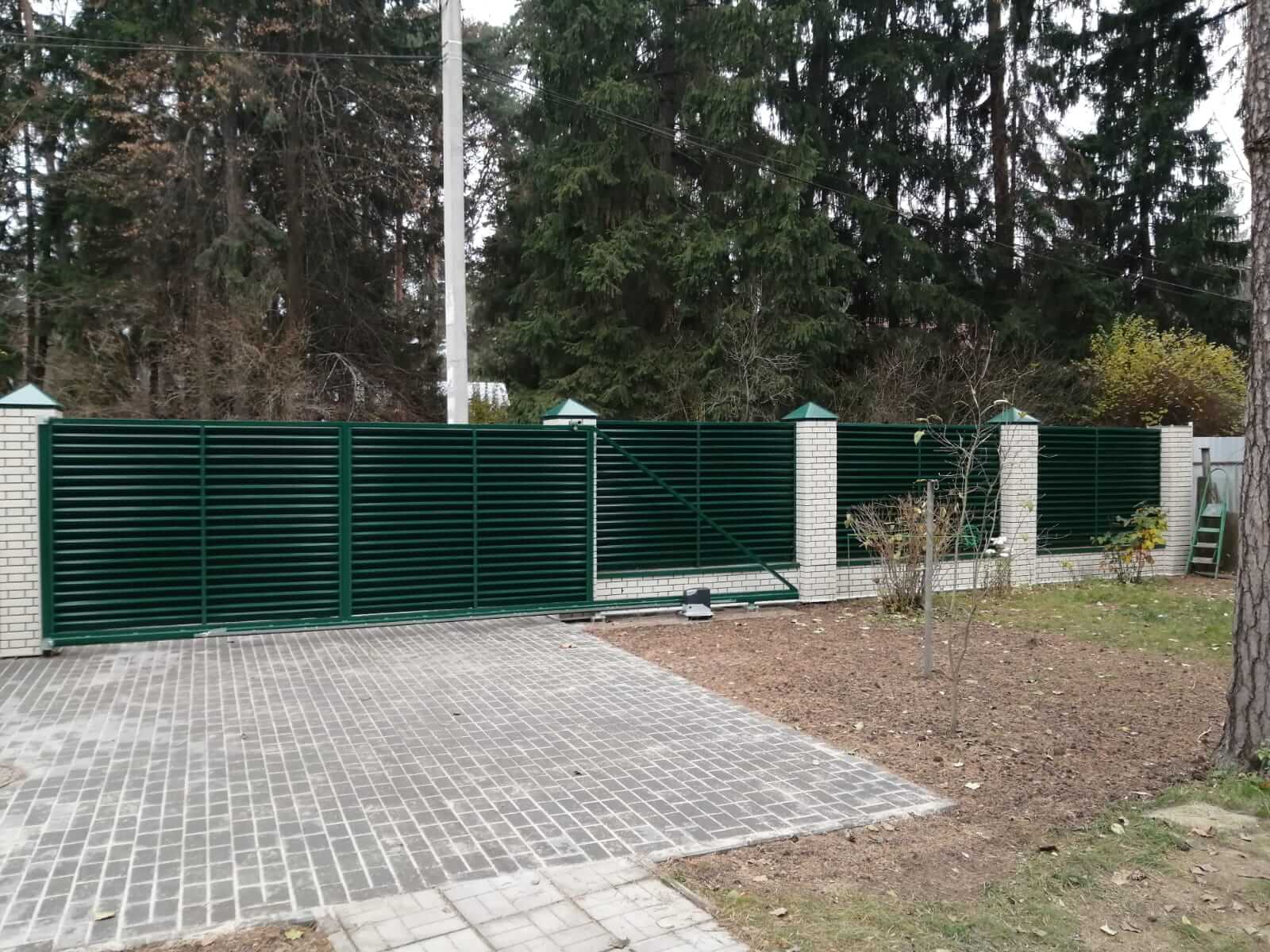 Забор-жалюзи с ламелями ЭКО-Z Зеленый Мох фото5 в Бежецке
