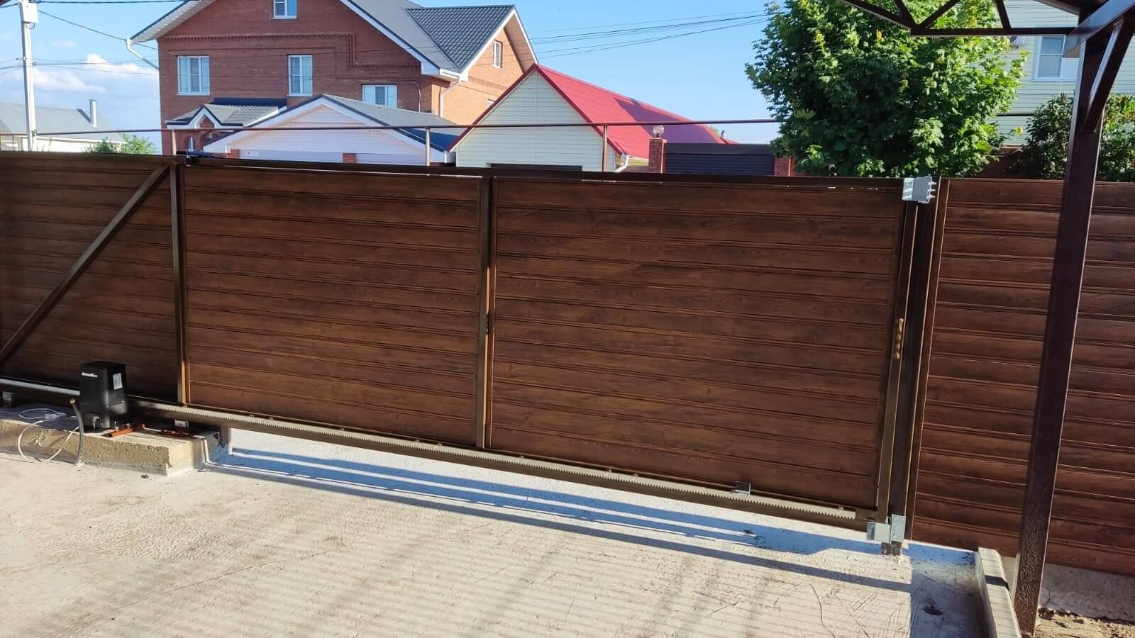 Забор-ранчо из металлопланкена 76м Printech Каштан 2-х сторонний фото3 в Бежецке