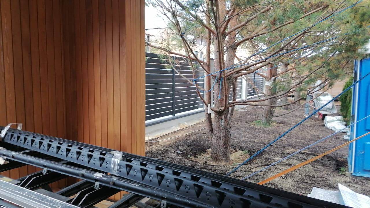 Забор-ранчо из металлопланкена 36м RAL7024 Серый Графит фото 2 в Бежецке