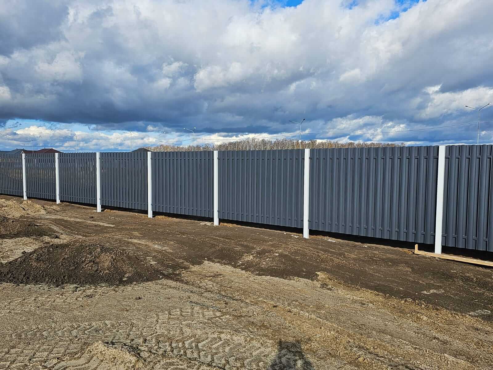 Забор из евроштакетника 234м RAL7024/7024 Серый Графит двусторонний фото 2 в Бежецке