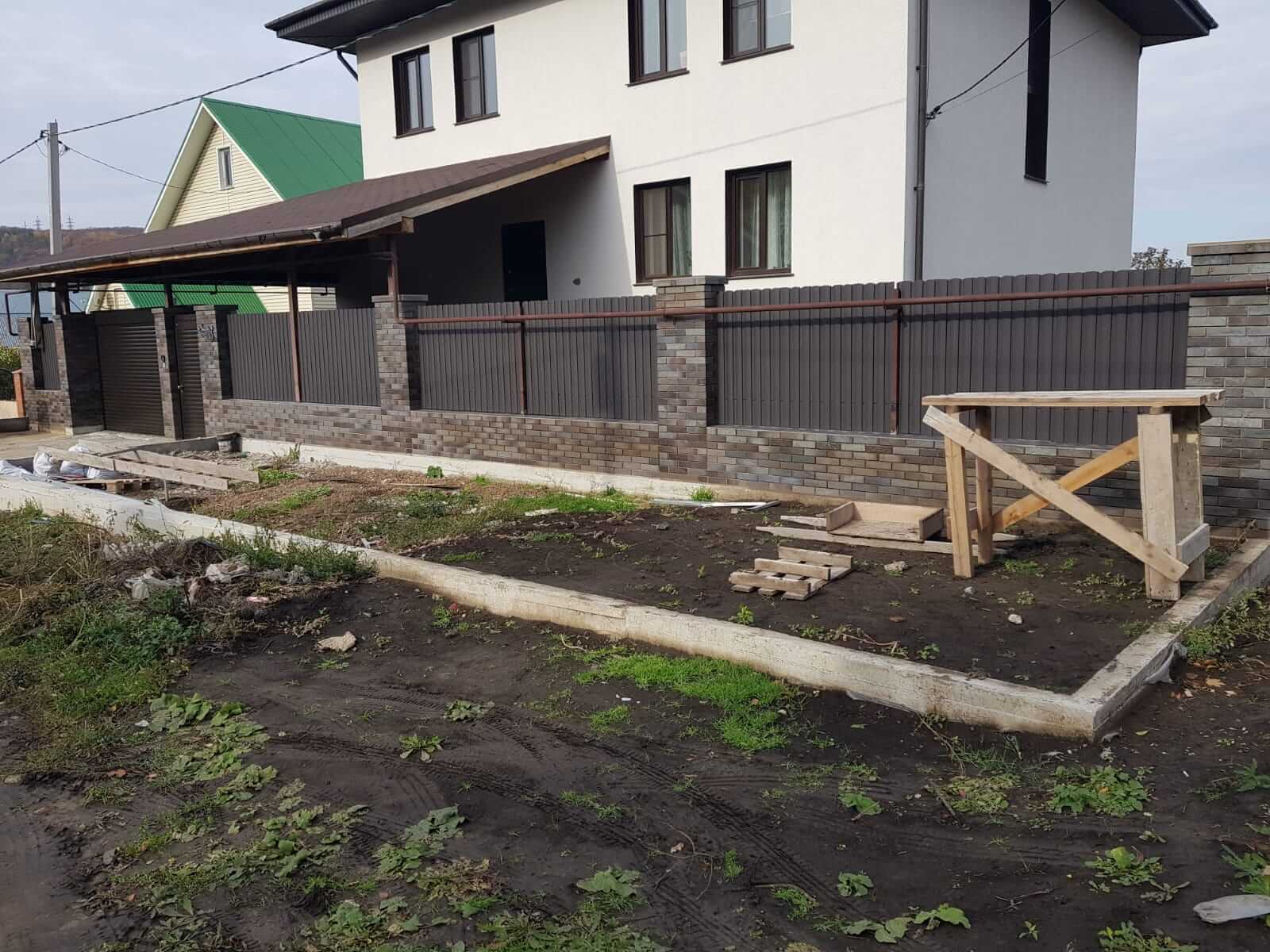 Забор из штакетника 15м RAL8019/8019 Темный Шоколад двусторонний МАТТЕ фото 1 в Бежецке