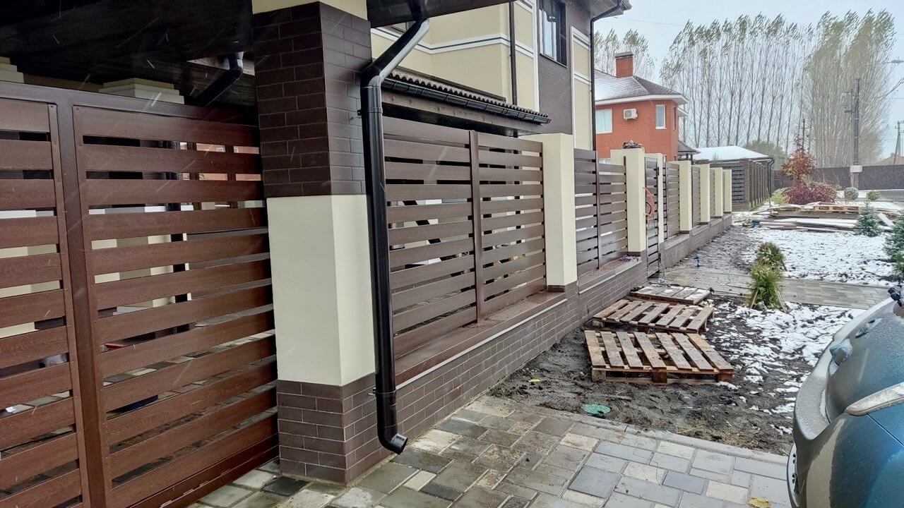 Забор-ранчо из металлопланкена 26м Мореный Дуб Printech фото 2 в Бежецке