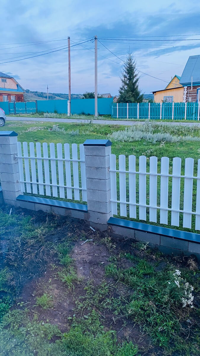 Забор из евроштакетника 16м RAL9003/9003 Белый двусторонний фото 6 в Бежецке