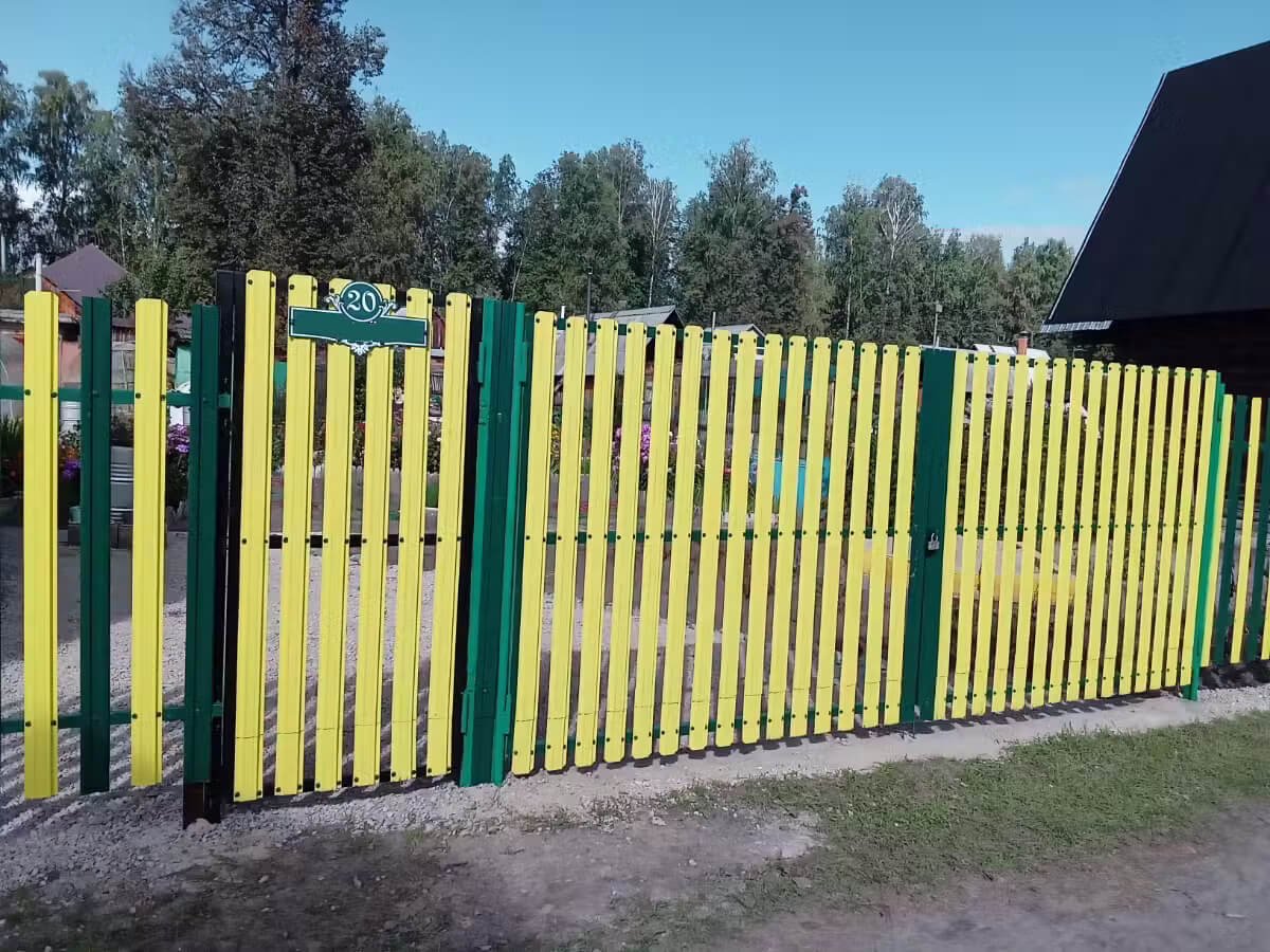 Забор из евроштакетника 13м RAL1018 Желтый в Бежецке