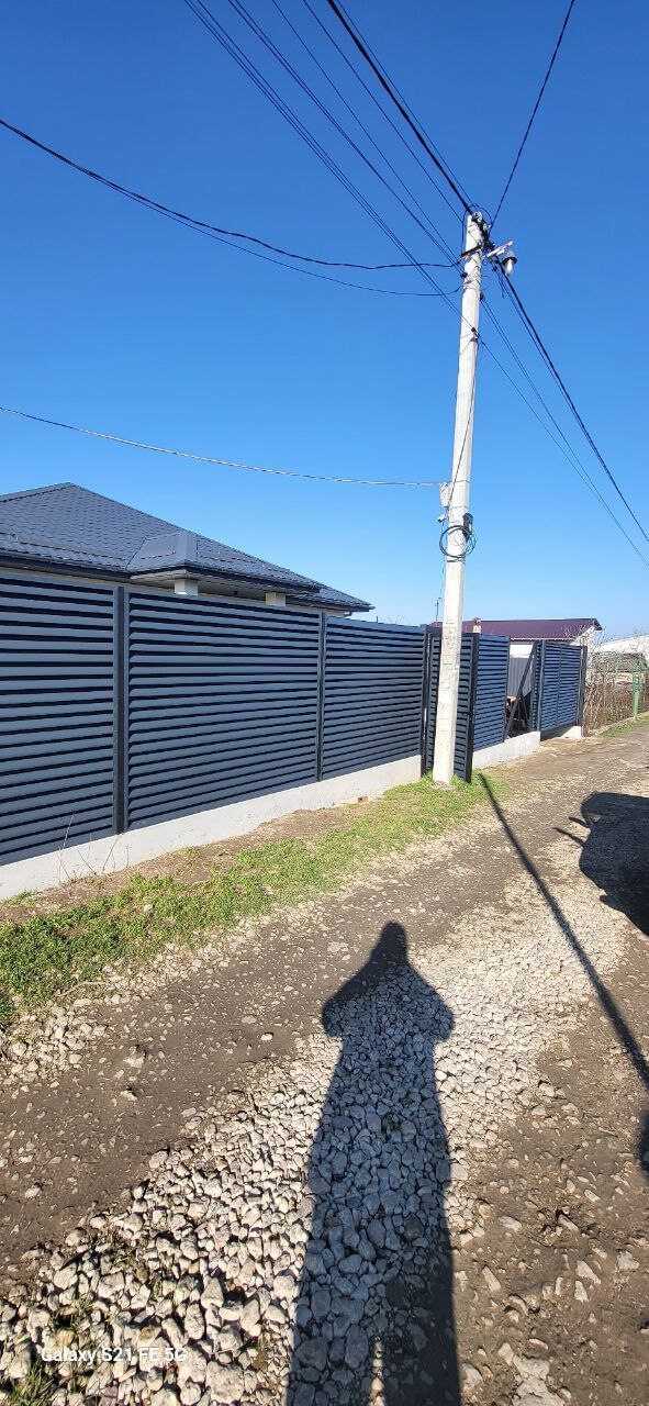 Забор из ламелей еврожалюзи 30м RAL7024/7024 Серый Графит двусторонний фото 1 в Бежецке