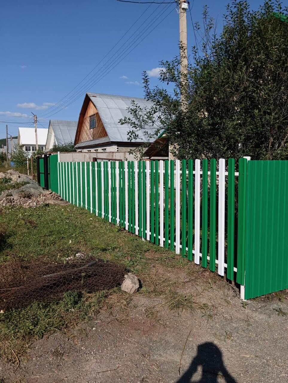 Забор из евроштакетника 10м RAL9003 Белый, RAL6029 Зеленая Мята в Бежецке