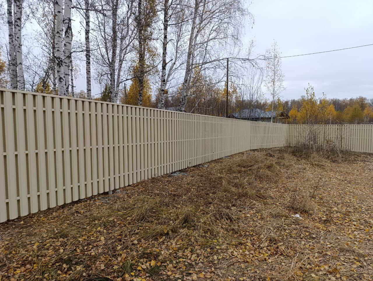 Забор из евроштакетника 140м RAL1015/1015 Слоновая Кость двусторонний фото 1 в Бежецке